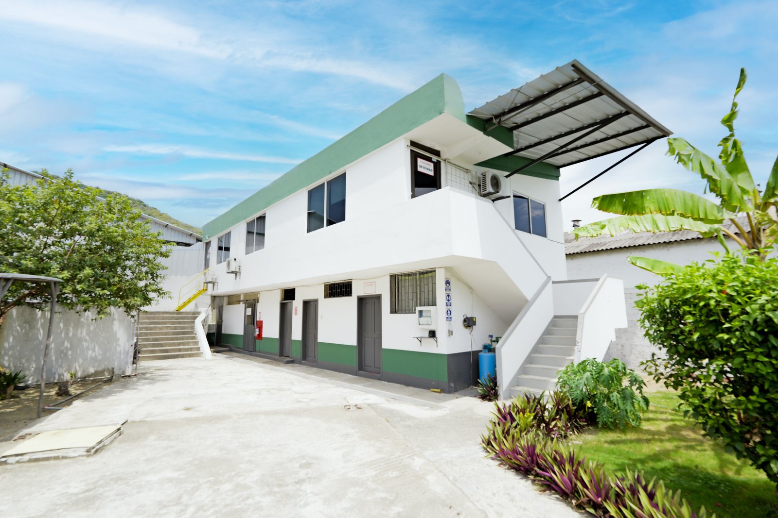 Venta Planta Industrial en Vía a Montecristi - Manta