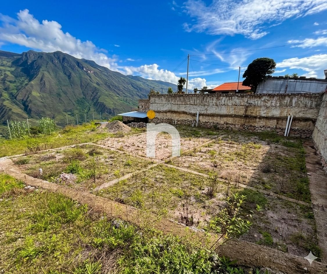 En venta Amplio Terreno 1678m2 - El Pongo Santa Isabel.   