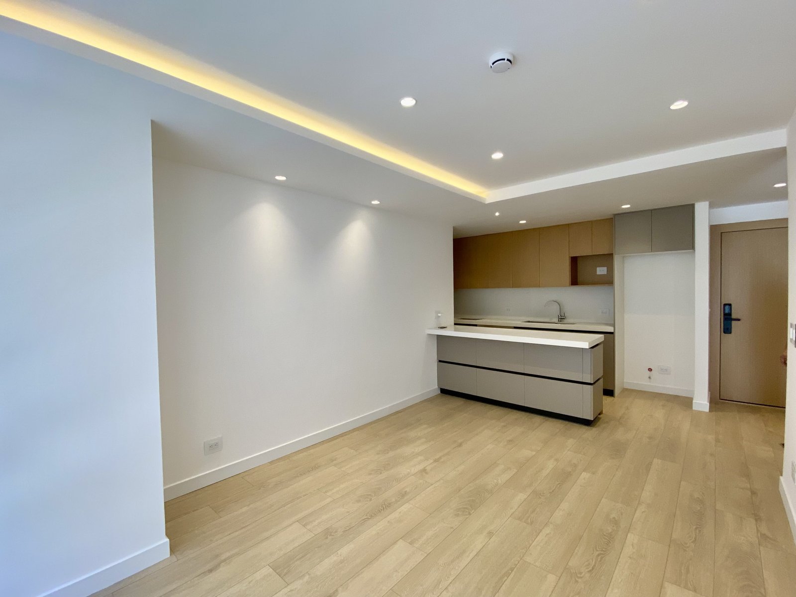 VENDO DEPARTAMENTO POR ESTRENAR EN COND. GALICIA, SECTOR NARANCAY