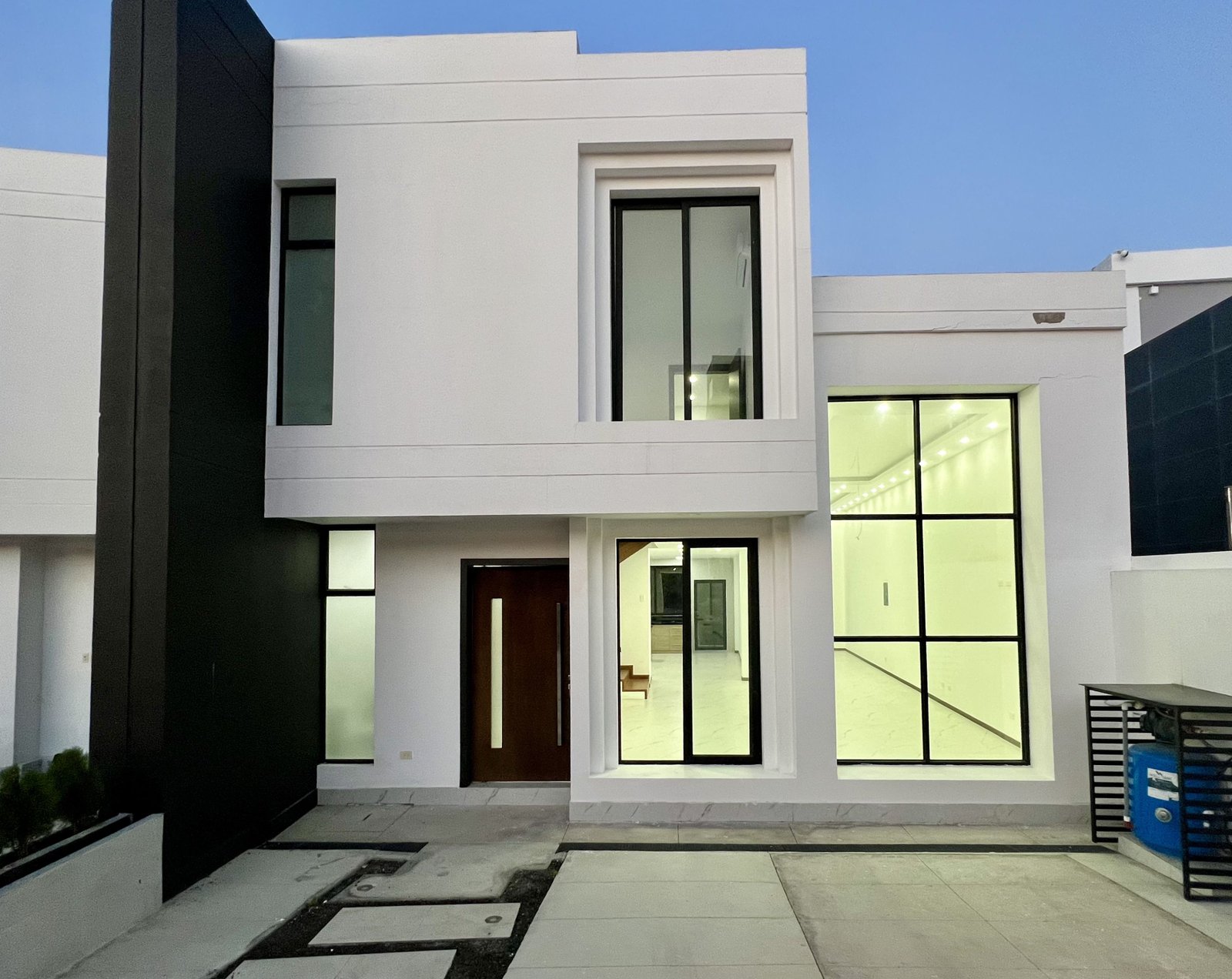 Casa Moderna en Venta Excelente Urbanizacion Privada