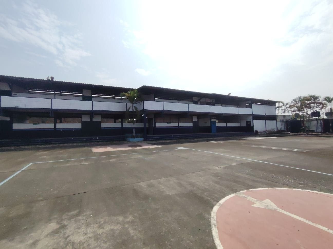 EN VENTA ACADEMIA NAVAL GUAYAQUIL